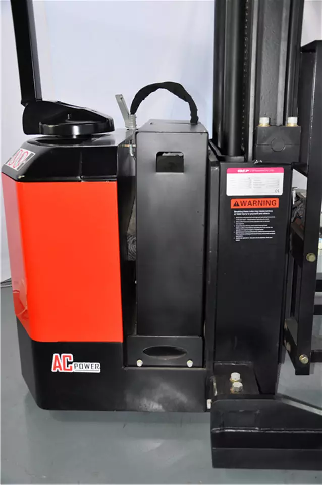 Palet Stacker Listrik Efisiensi Tinggi 1.5t Load Bearing 4