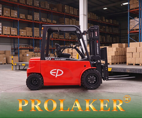Forklift listrik berat 5 ton dengan baterai lithium 80V untuk penanganan bahan industri