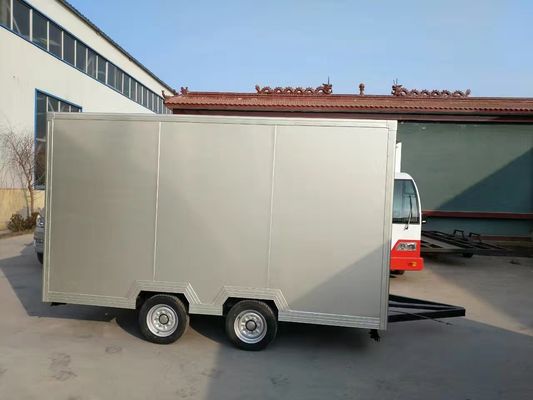 Mobil  Food Truck Trailer Dengan Snack Machine Dan Peralatan