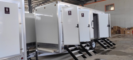 GT-3SS Sanitasi Sementara Mobil Toilet Trailer Mewah