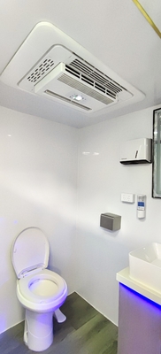 5 Stasiun Shower Customized Mobile Toilet Trailer Outdoor