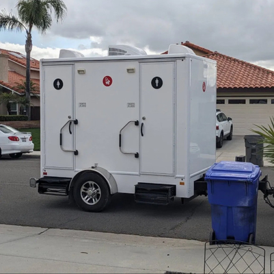 Mobil Toilet Trailer Produsen Mobil Toilet Trailer