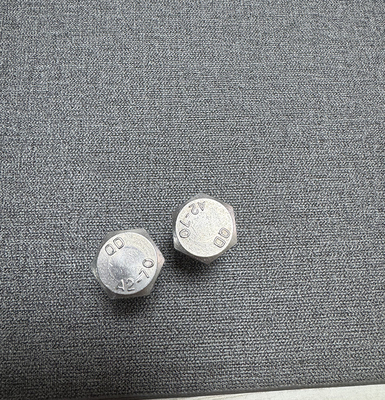 Bagian baterai forklift M10*20 Stainless SteelHead Screw Bolts untuk kabel sambungan tipe sempurna