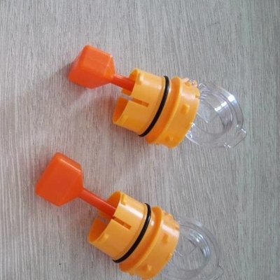 Kualitas tinggi 67mm Plastic Battery Vent Plugs Untuk Profesional Electric Forklift Baterai Timah-asam