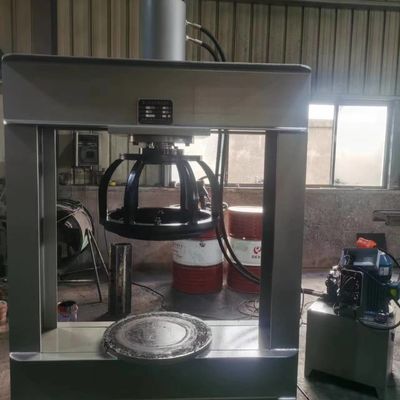 Mesin Press Ban Forklift TP120-E Kinerja Tinggi Untuk Ban Padat Dengan Velg Hingga 15 Inci