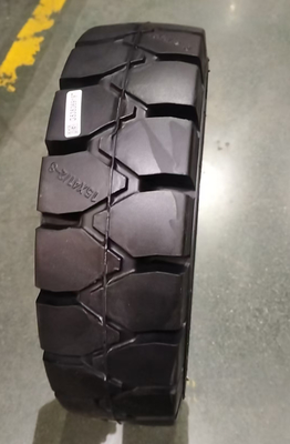 Ban tahan lama anti-selip 125/75-8 sistem cepat Ban Padat untuk Forklift
