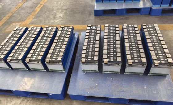 Low Maintenance 48V 460Ah Lithium Traction Battery with 5-Year Warranty for Forklifts